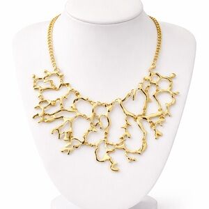SILVER HEART NECKLACE